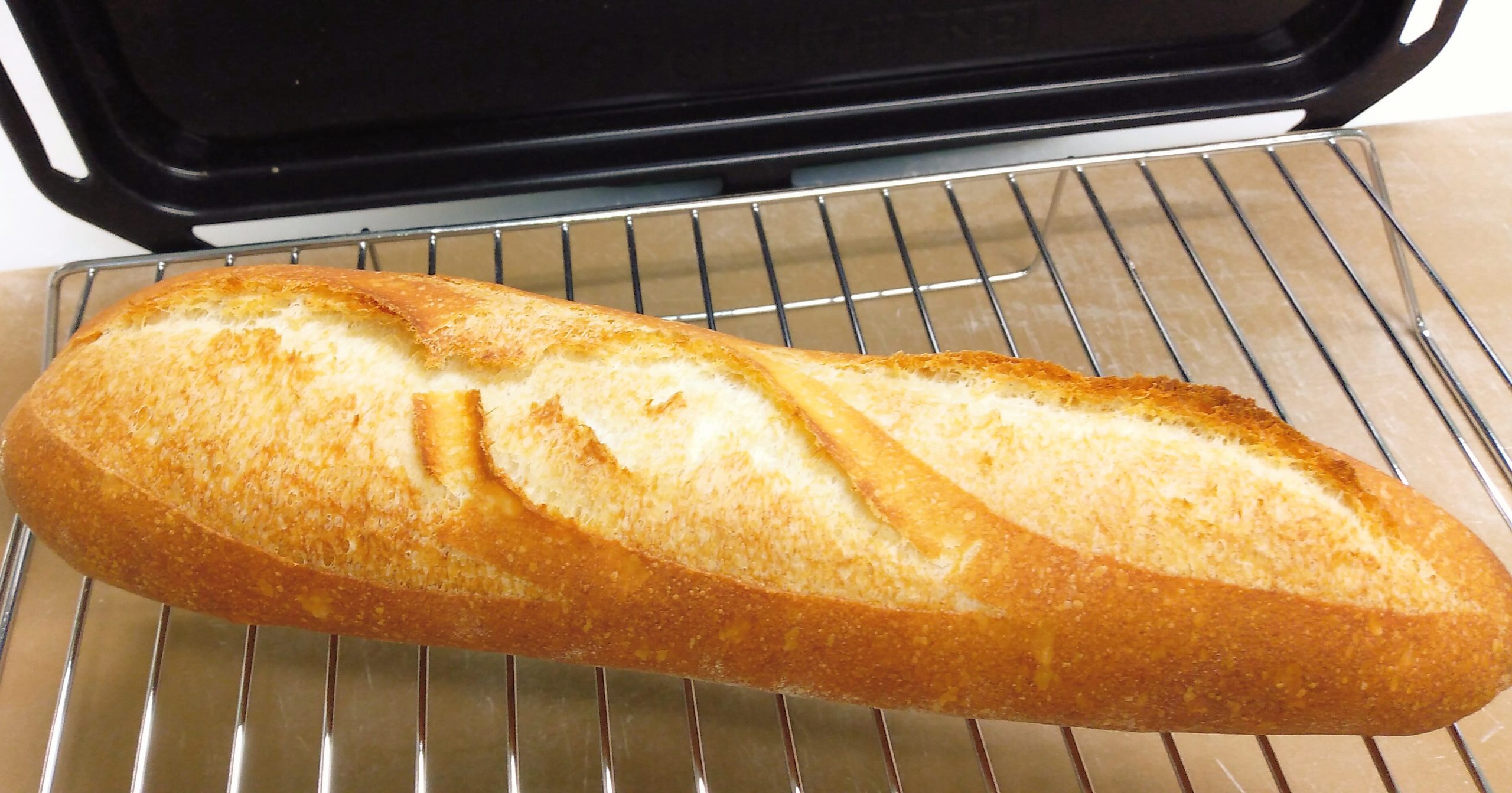 現役パン職人がおうちで作る本格フランスパン 手ごねパンlaboratory